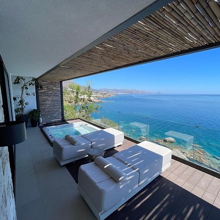 Mystique Luxury Suite Achlia ภายนอก รูปภาพ