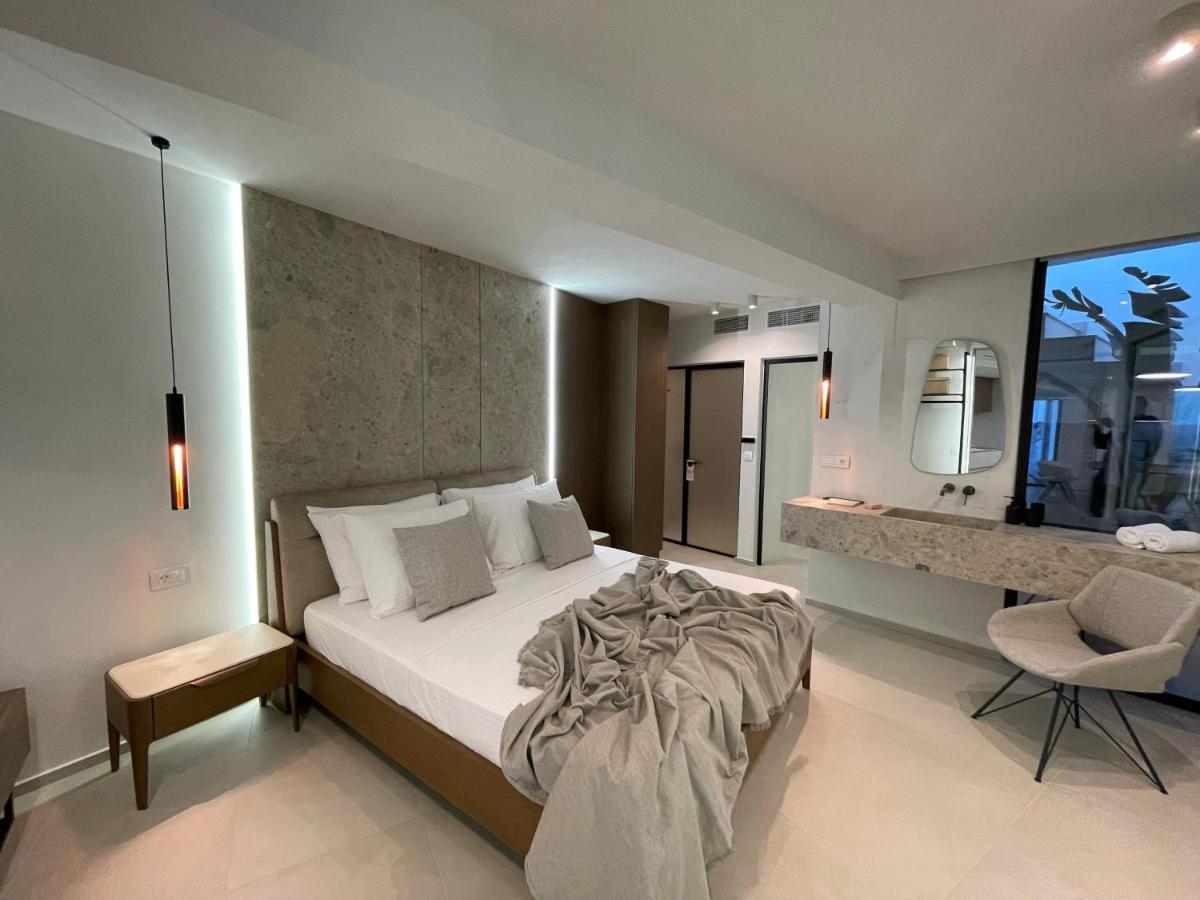 Mystique Luxury Suite Achlia ภายนอก รูปภาพ