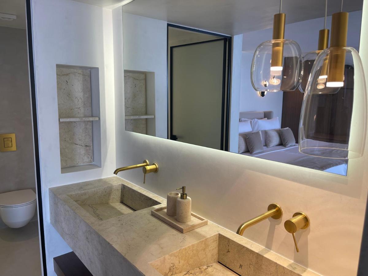 Mystique Luxury Suite Achlia ภายนอก รูปภาพ