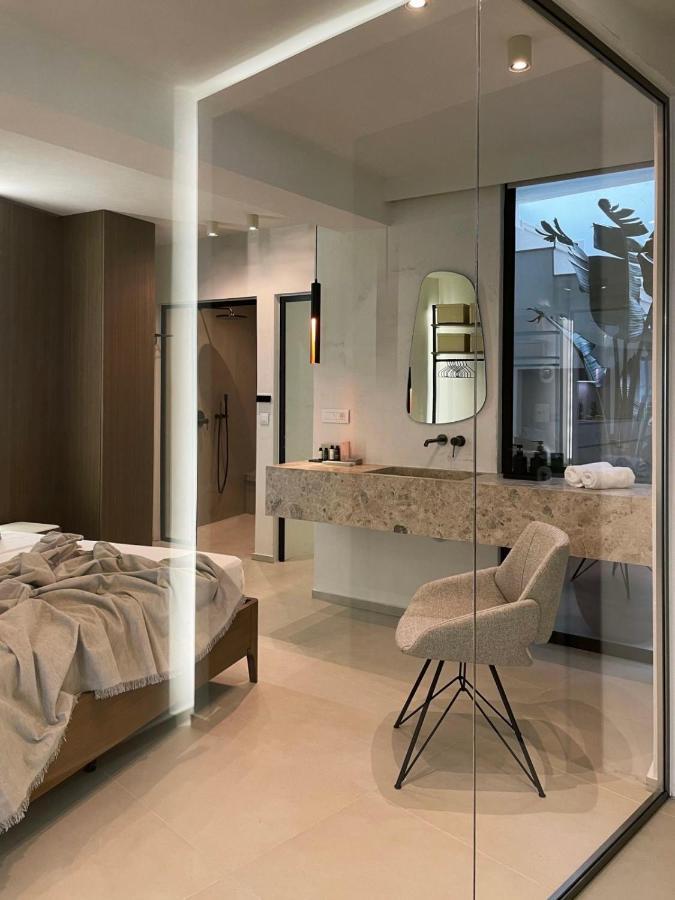 Mystique Luxury Suite Achlia ภายนอก รูปภาพ