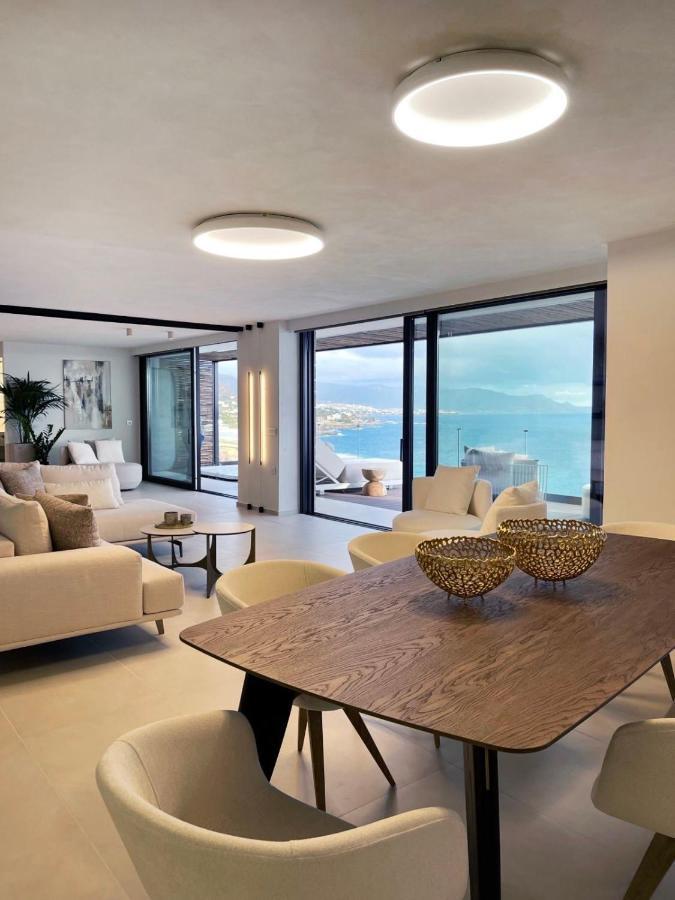 Mystique Luxury Suite Achlia ภายนอก รูปภาพ