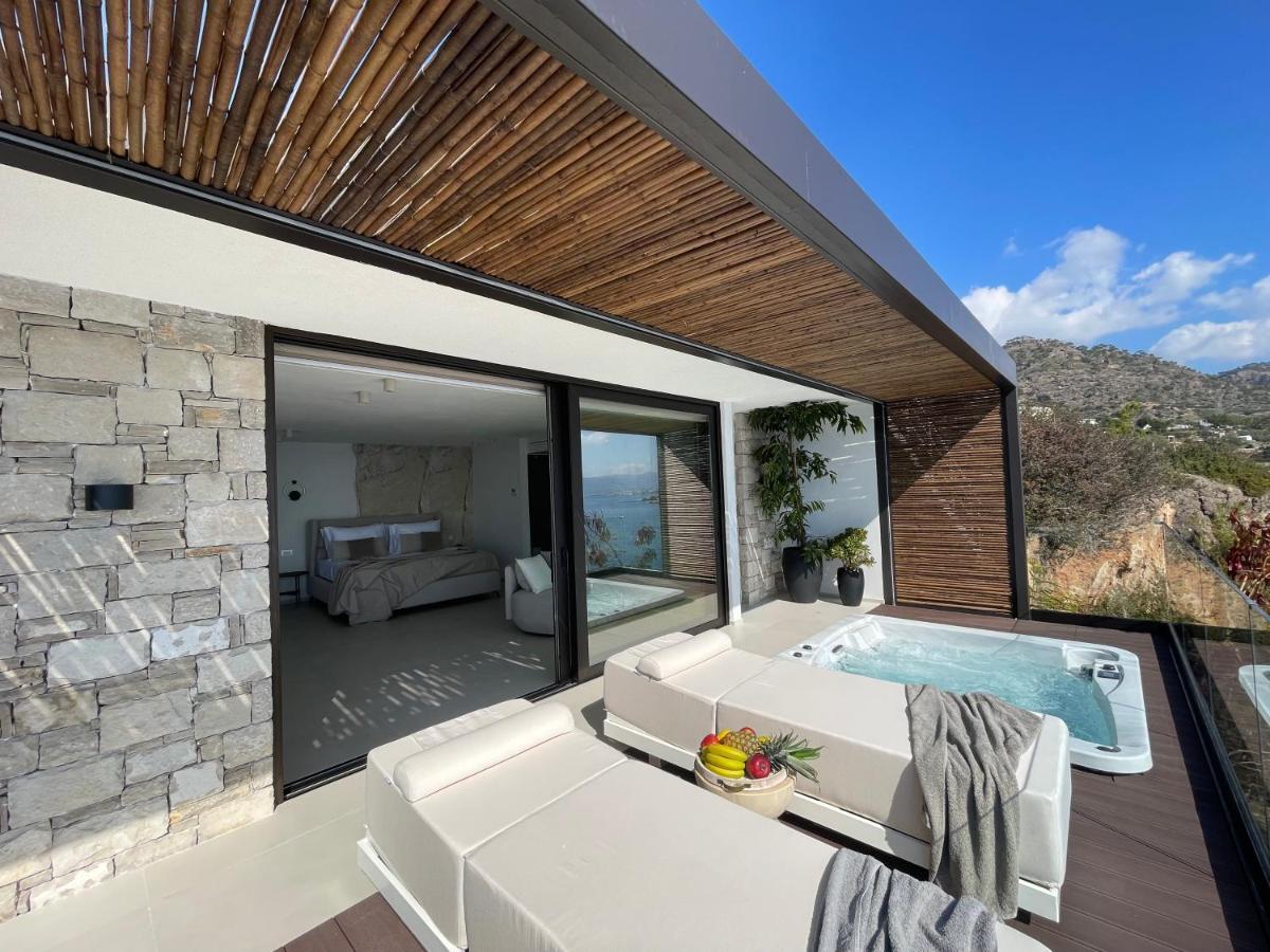 Mystique Luxury Suite Achlia ภายนอก รูปภาพ