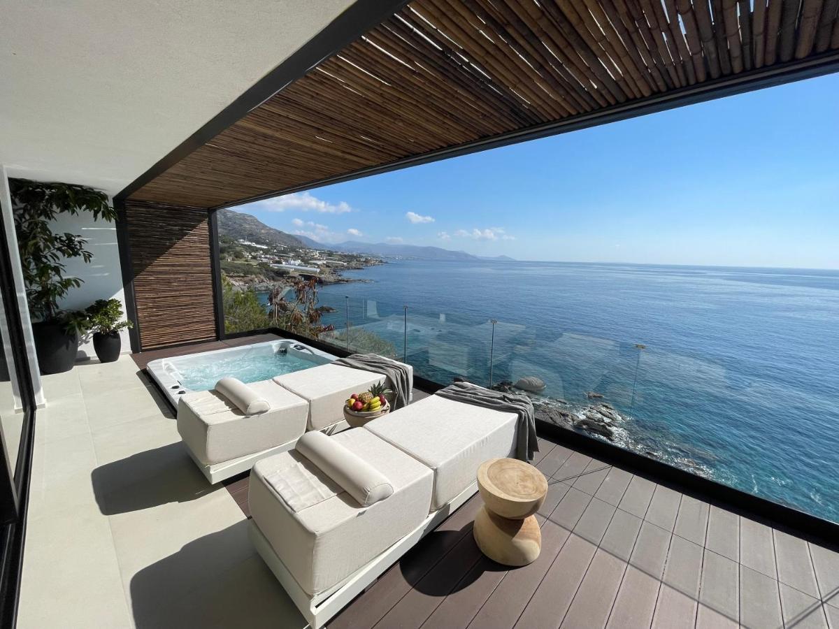 Mystique Luxury Suite Achlia ภายนอก รูปภาพ