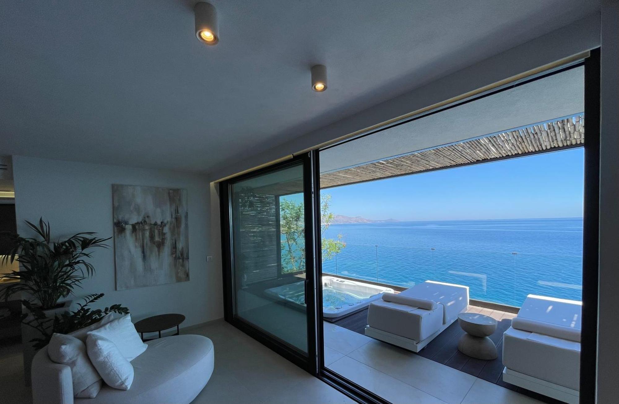 Mystique Luxury Suite Achlia ภายนอก รูปภาพ