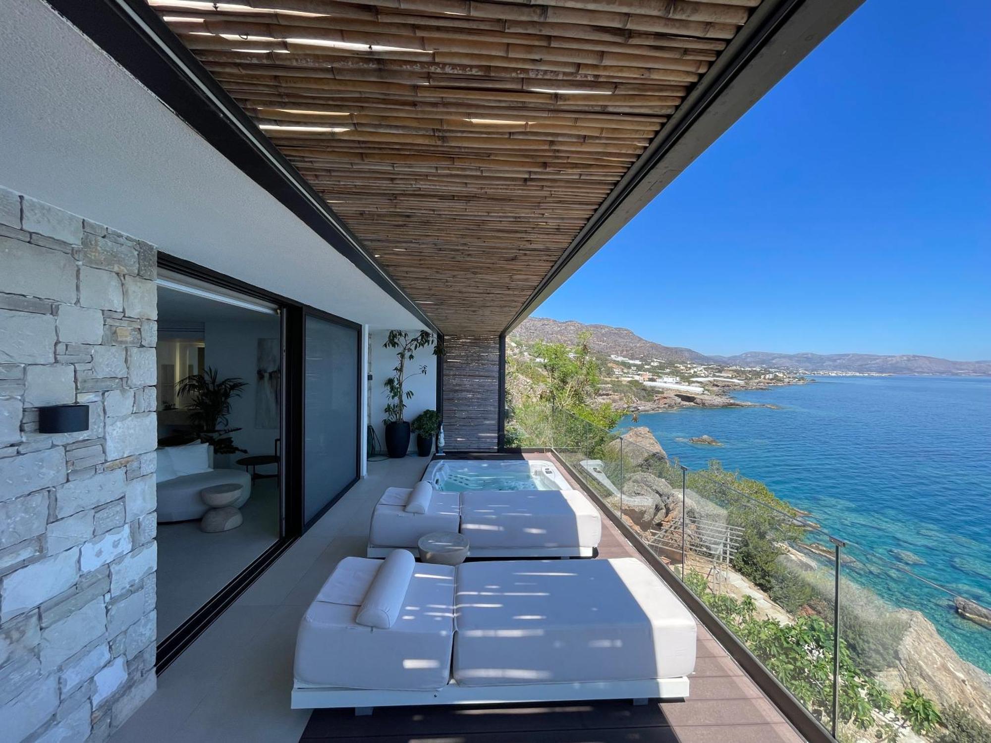 Mystique Luxury Suite Achlia ภายนอก รูปภาพ